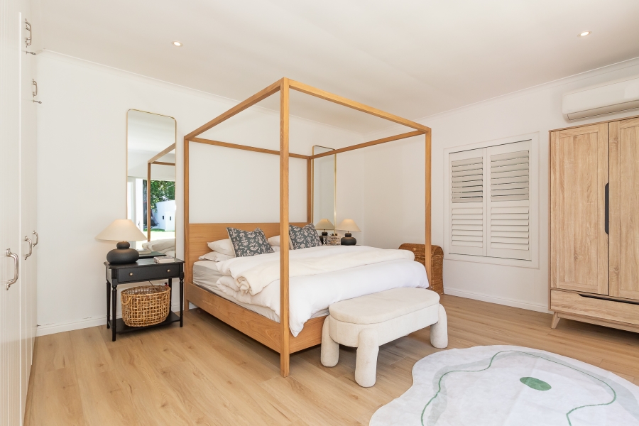 4 Bedroom Property for Sale in Newlands Western Cape